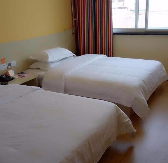 בית מלון כפרי 7days Inn Hanzhong Yang County Heping Road Branch