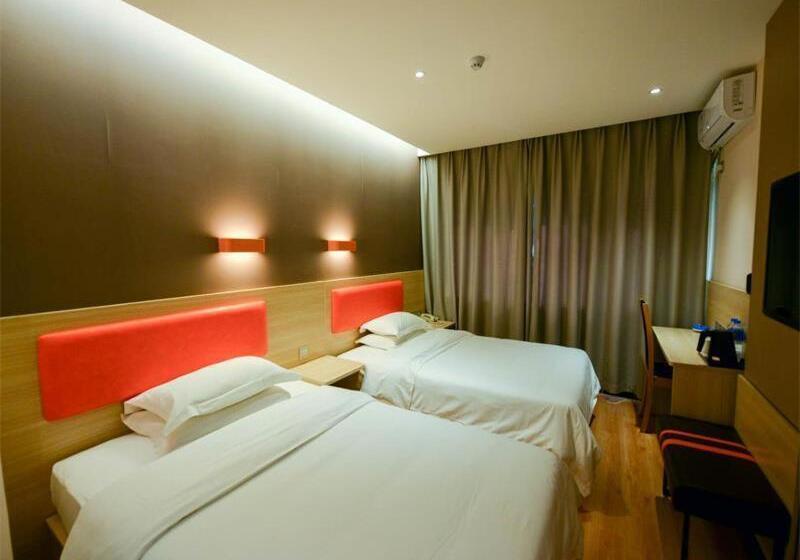 فندق 7days Premium Dalian Xinghai Square Xi'an Road Subway Station Branch