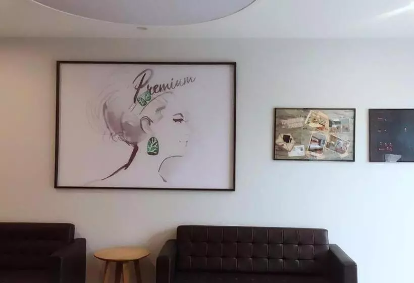 Hotelli 7days Premium Shenzhen Songgang Yanchuan Branch