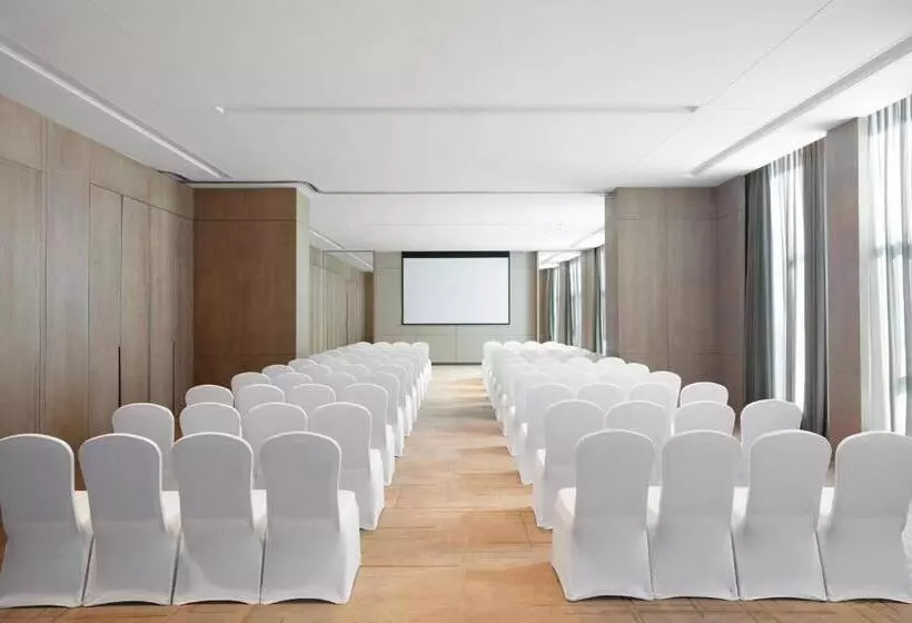 هتل Courtyard Taiyuan