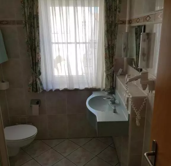 Hotelli Gasthof Specht