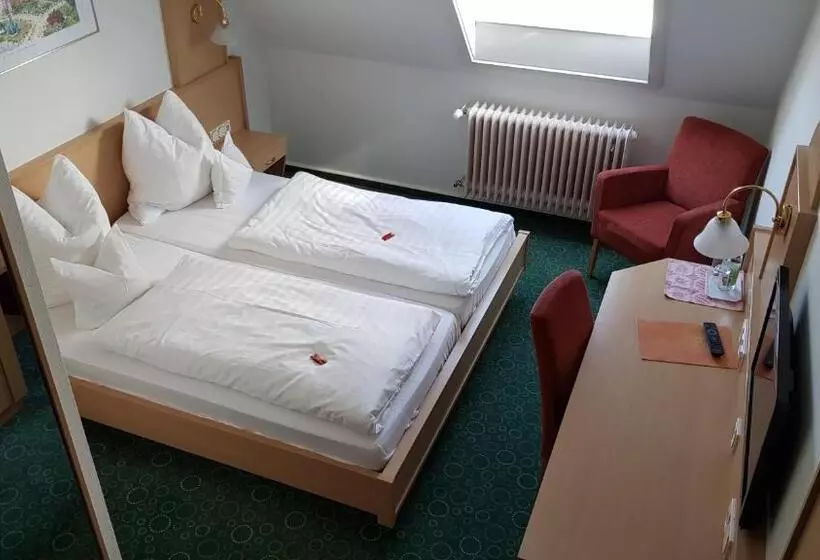 Hotelli Gasthof Specht