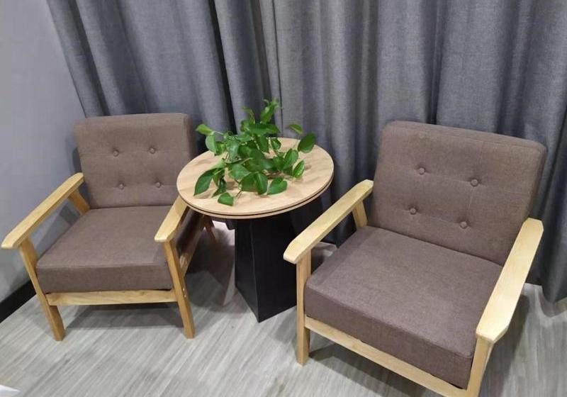 Jun Hotels Suqian Muyang Baimeng Logistics Park