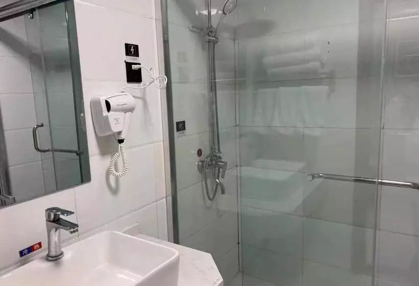 Jun Hotels Suqian Muyang Baimeng Logistics Park