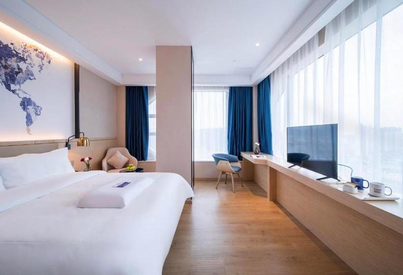Kyriad Hotel Heyuan Taoyuan International Store