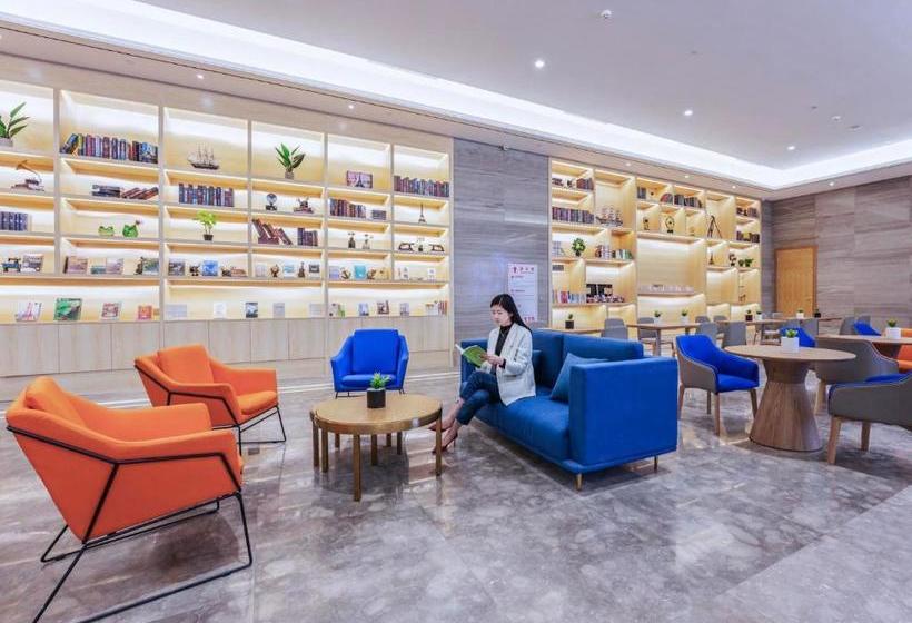 Kyriad Hotel Heyuan Taoyuan International Store