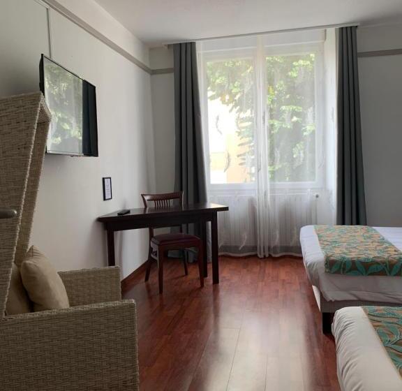 فندق L Embleme  Boutique