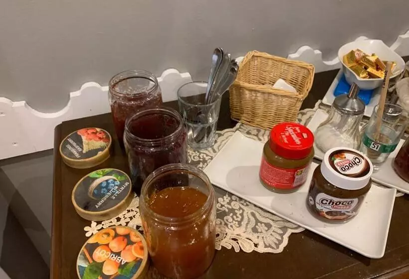 ホテル L Embleme  Boutique