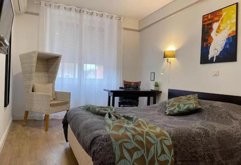 ホテル L Embleme  Boutique