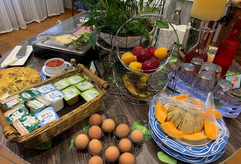 فندق L Embleme  Boutique