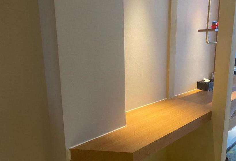 Myfeel Hotel (ningbo Tianyi Square)