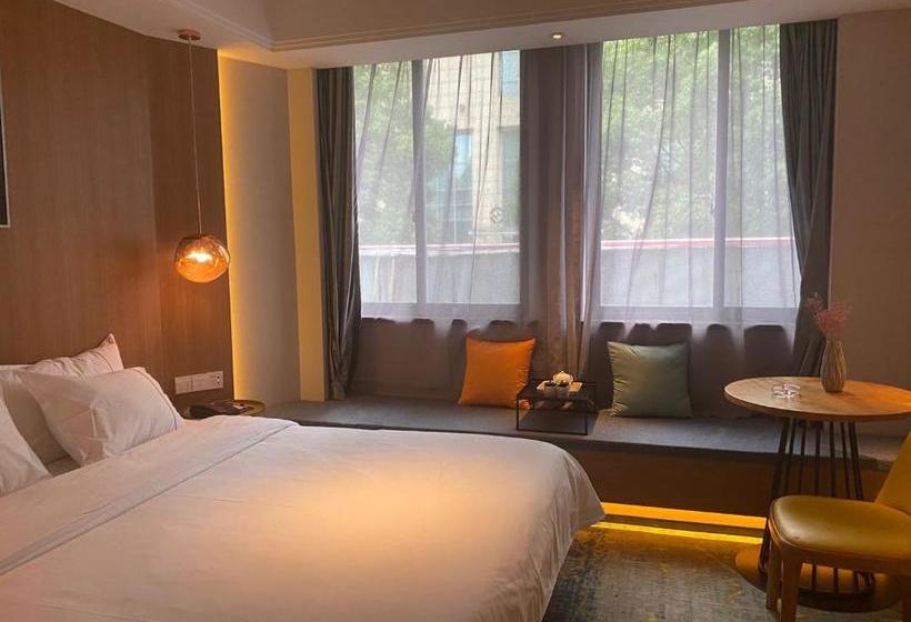 Myfeel Hotel (ningbo Tianyi Square)