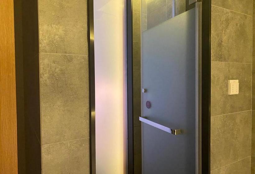 Myfeel Hotel (ningbo Tianyi Square)