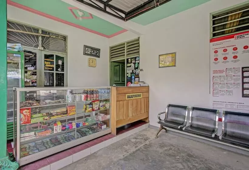 Hotelli Oyo 3724 Penginapan Baiti Jannati Syariah