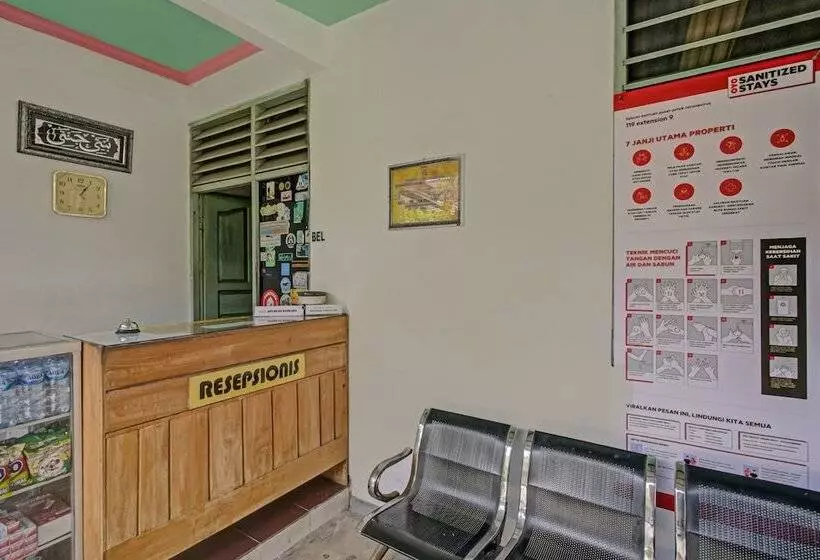 Hotelli Oyo 3724 Penginapan Baiti Jannati Syariah