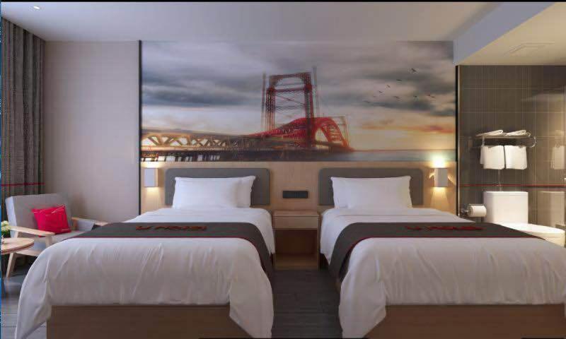 Thank Inn Chain Hotel Guangdong Huizhou Huidong County Bigui Garden Shili Yintan Store