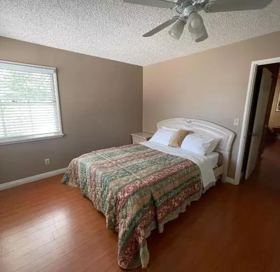 مُتل Mountain View Cabins