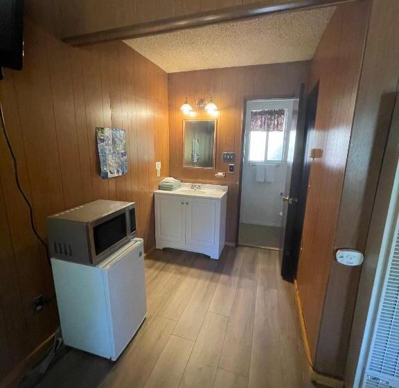 汽车旅馆  Mountain View Cabins