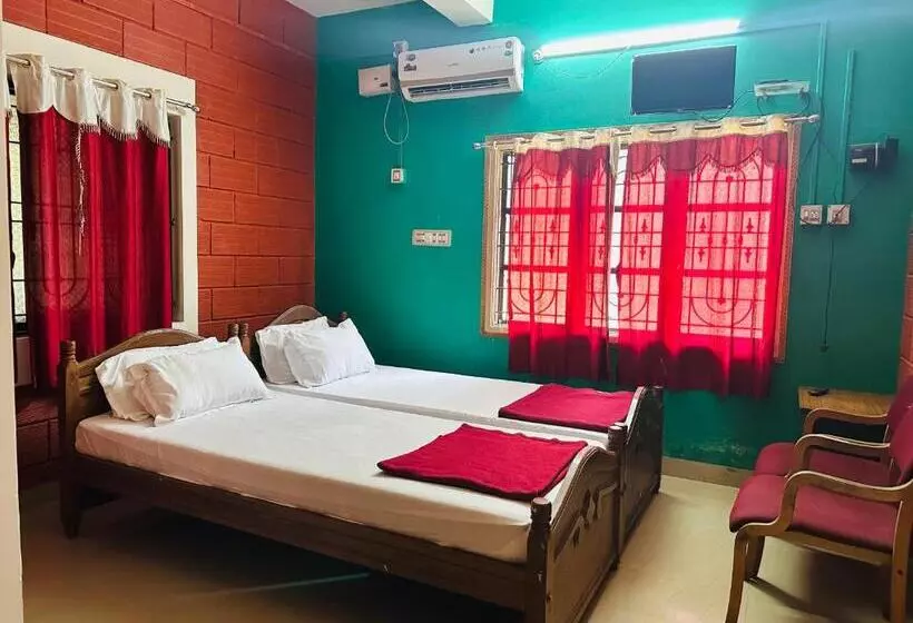 پانسیون Shree Katyayani Residency