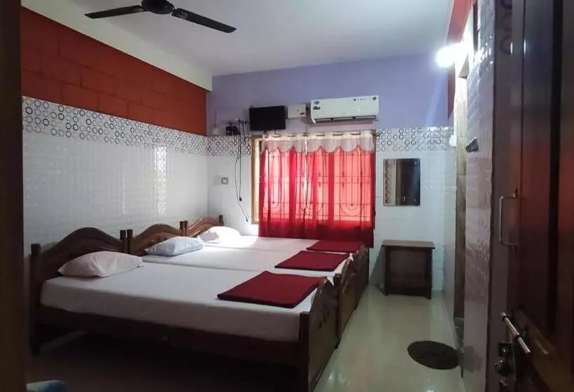 پانسیون Shree Katyayani Residency