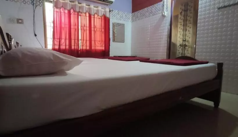 پانسیون Shree Katyayani Residency