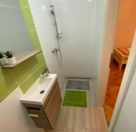 هاستل Sobe Kaki In Kivi