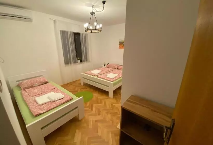 هاستل Sobe Kaki In Kivi