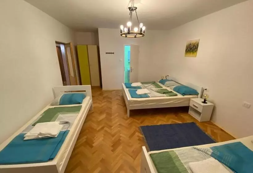 هاستل Sobe Kaki In Kivi