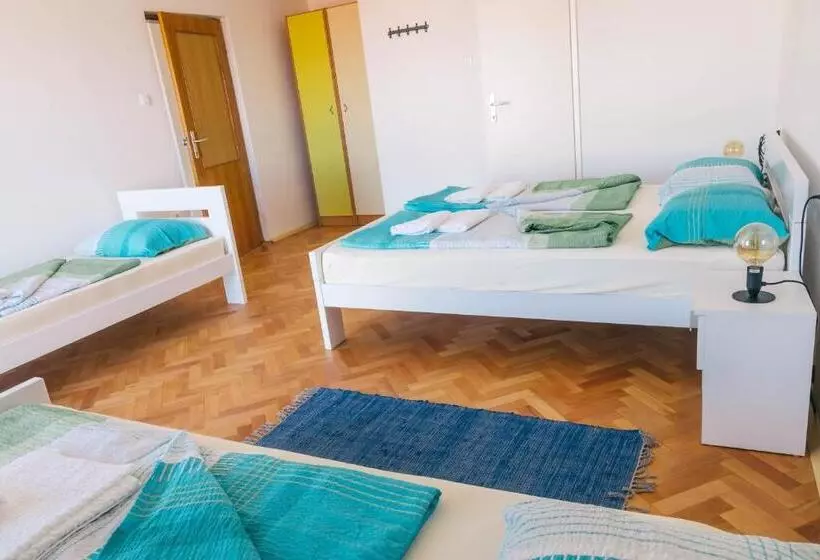 هاستل Sobe Kaki In Kivi