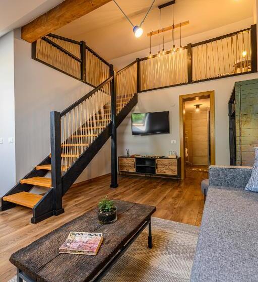 민박 The Good House Harman