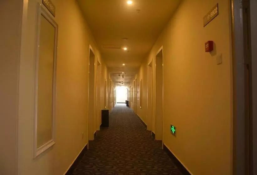 ホテル 7days Inn Emeishan Center