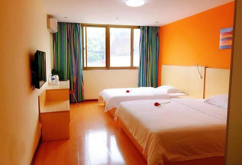 Otel 7days Inn Hanzhong Tianhan Avenue South Station