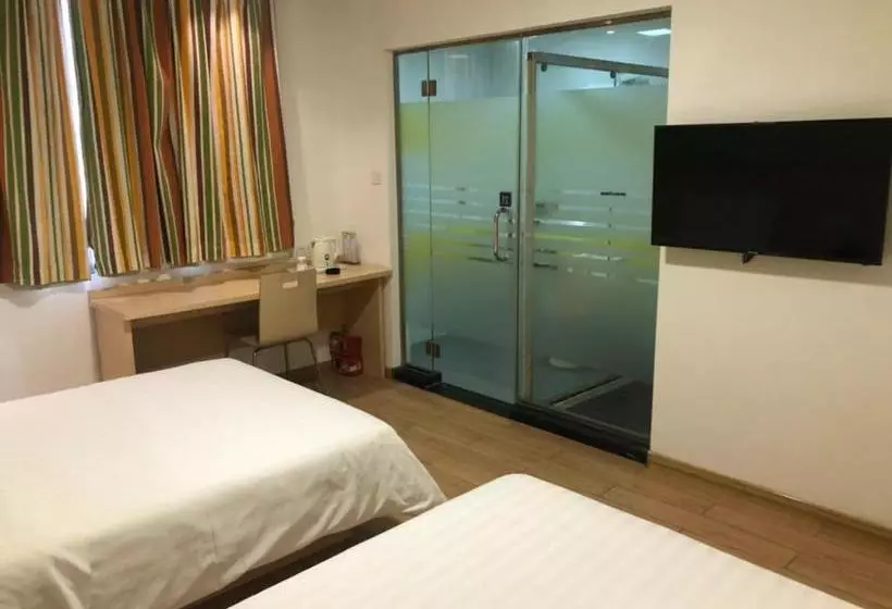 Hotelli 7days Inn Tianjin Railway Station Jinshiqiao Metro Station