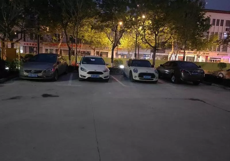 ホテル 7 Days Premium·kaifeng Gulou Square