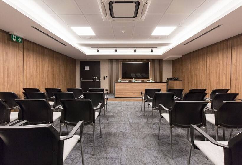 Central Point Hotel Beograd