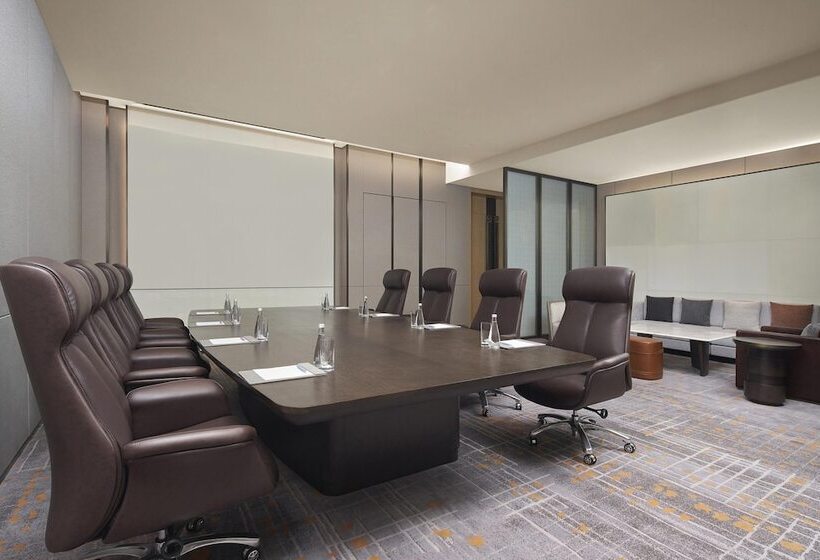 Hotel Four Points By Sheraton Guiyang, Huaxi