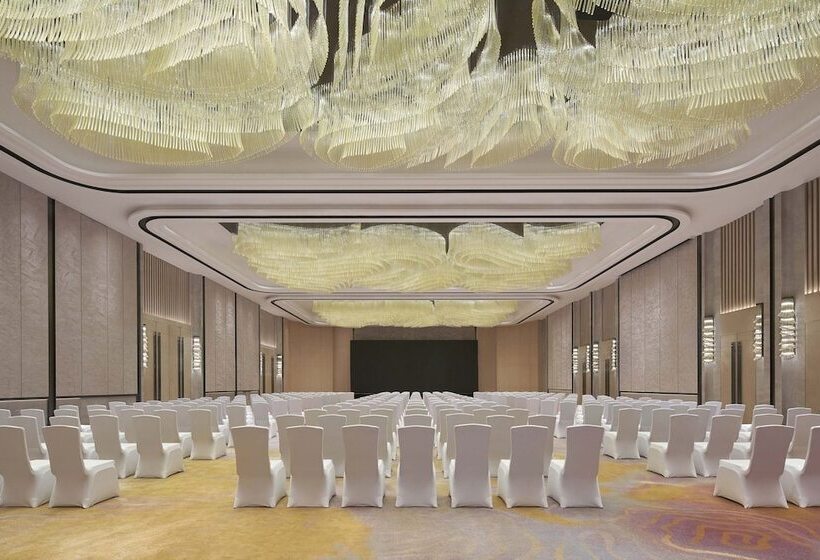 Hotel Four Points By Sheraton Guiyang, Huaxi