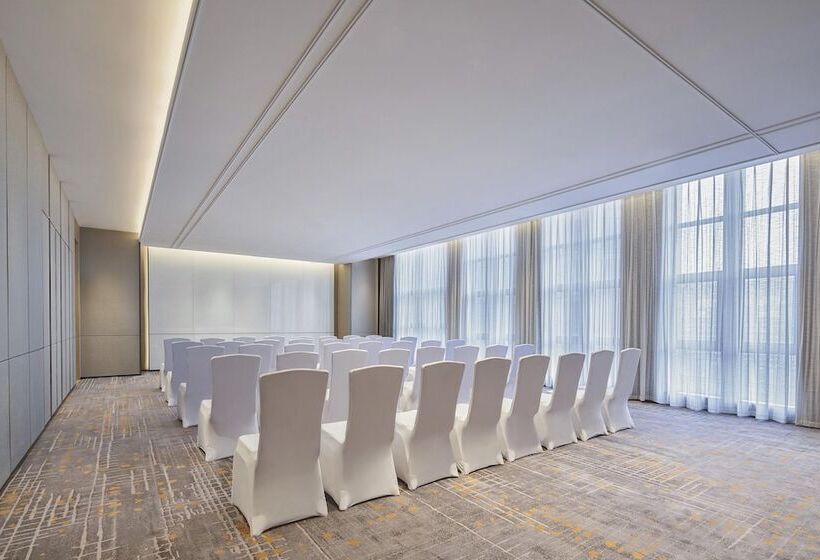 Hotel Four Points By Sheraton Guiyang, Huaxi