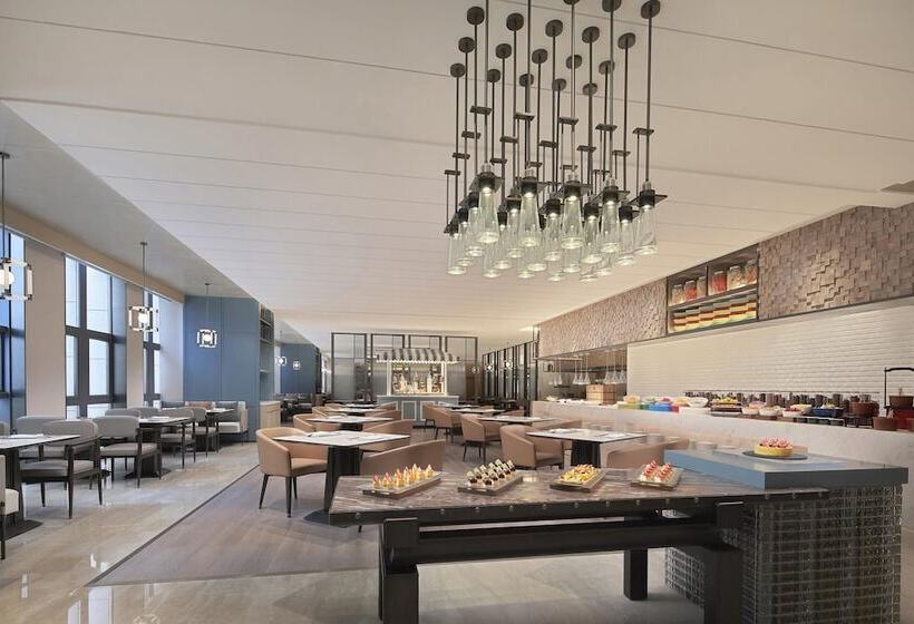 Hotel Four Points By Sheraton Guiyang, Huaxi