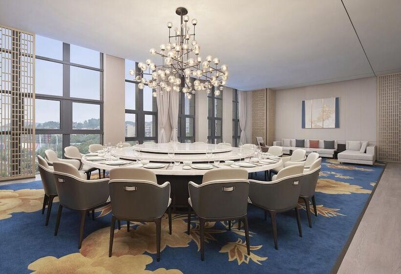 Hotel Four Points By Sheraton Guiyang, Huaxi