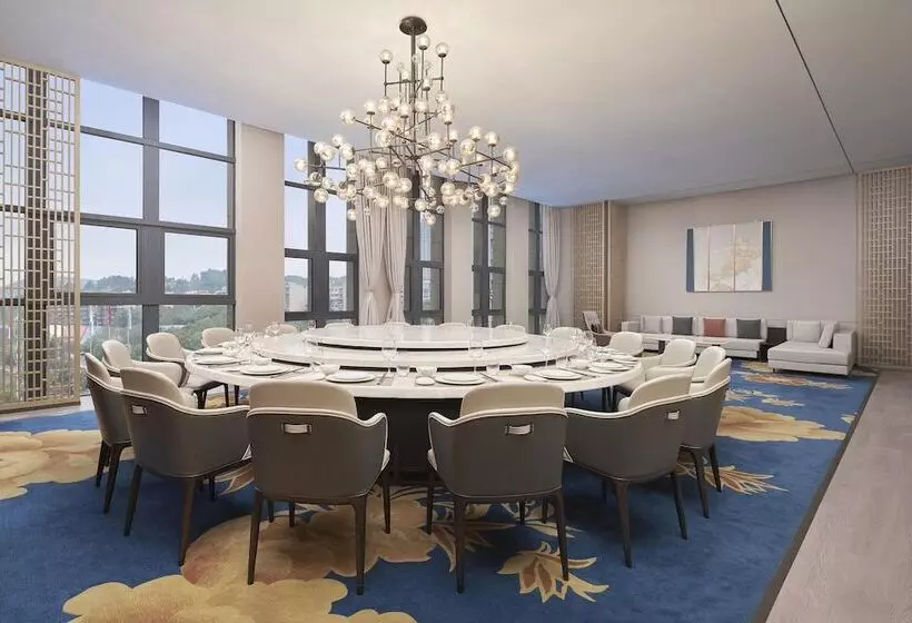 Hotelli Four Points By Sheraton Guiyang, Huaxi