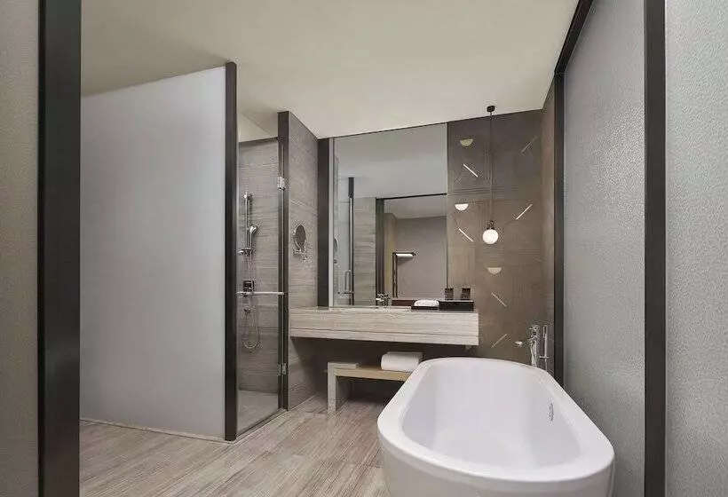 Hotelli Four Points By Sheraton Guiyang, Huaxi