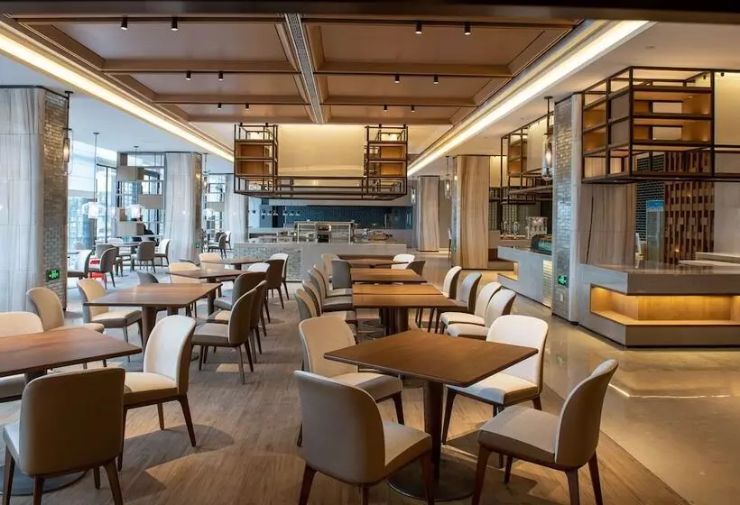 ホテル Howard Johnson By Wyndham Glory Plaza Qidong