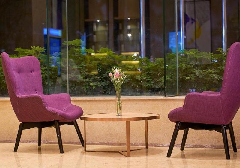 Lavande Hotel Guangzhou Huadu Square