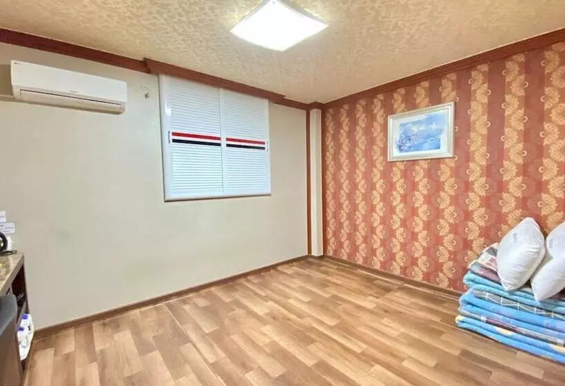 ホテル Ulsan Jeonhadong Gyeongwon Biz