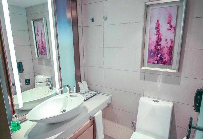 Lavande Hotel Zhengzhou Longhai West Road Subway Station