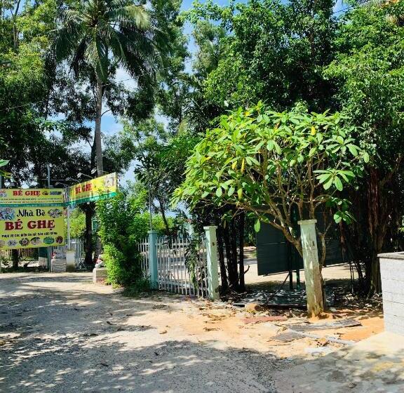 پانسیون Aurora Beach House