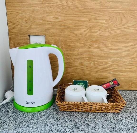 پانسیون Aurora Beach House