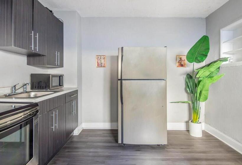 旅馆 Philly Coed Dorm!! 15 Min Train To Center City!!