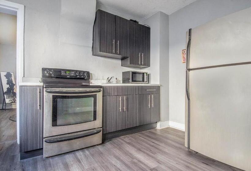 旅馆 Philly Coed Dorm!! 15 Min Train To Center City!!